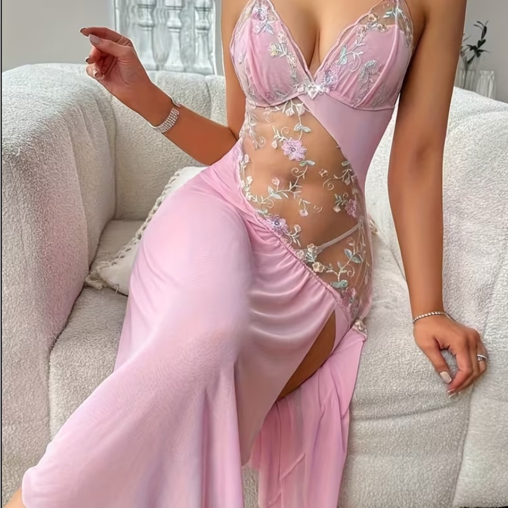Chic Pink Floral Mesh NightGown